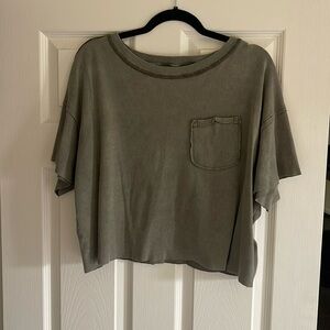 Medium T-shirt, cropped